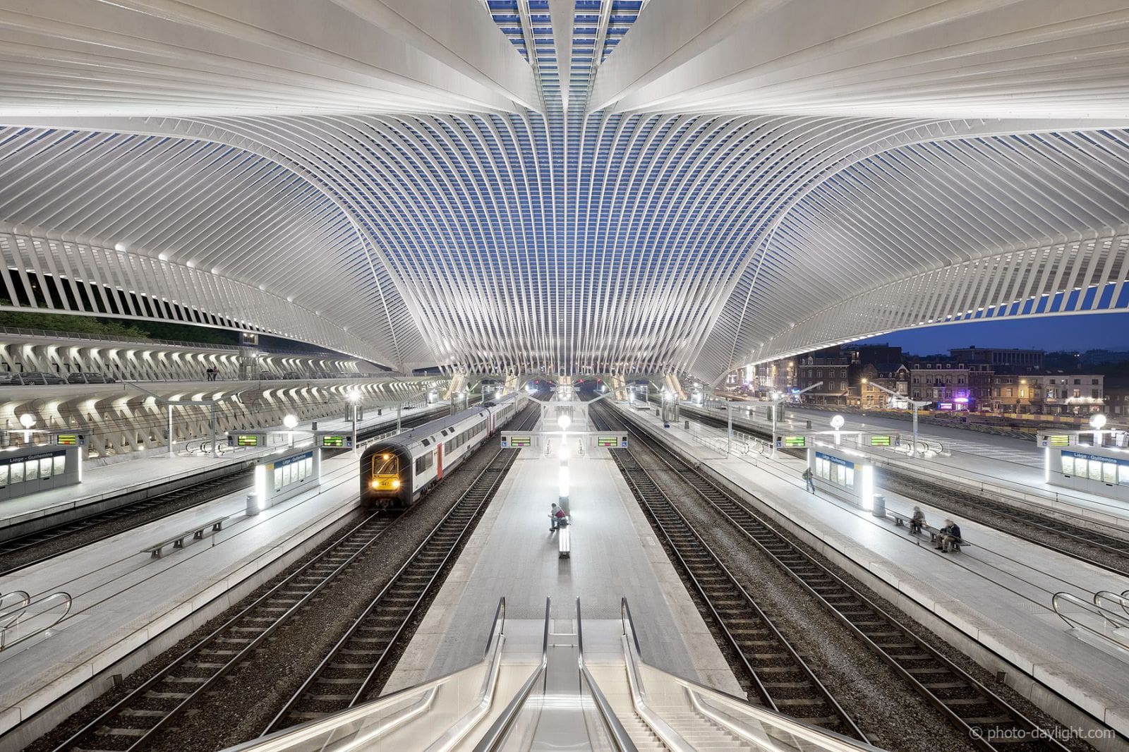 glazen dakconstructie Gare de Liege